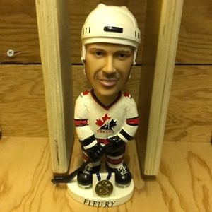 2002 Theo Fleury bobble head NHL